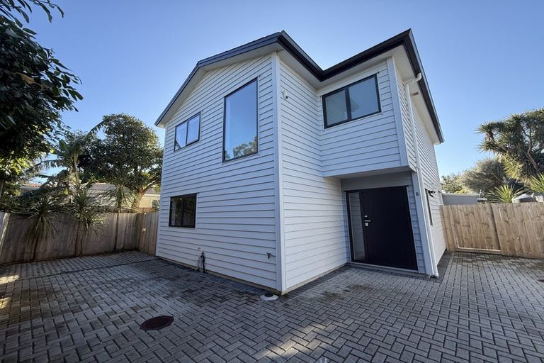 Photo of property in 30d Durham Street, Te Atatu Peninsula, Auckland, 0610