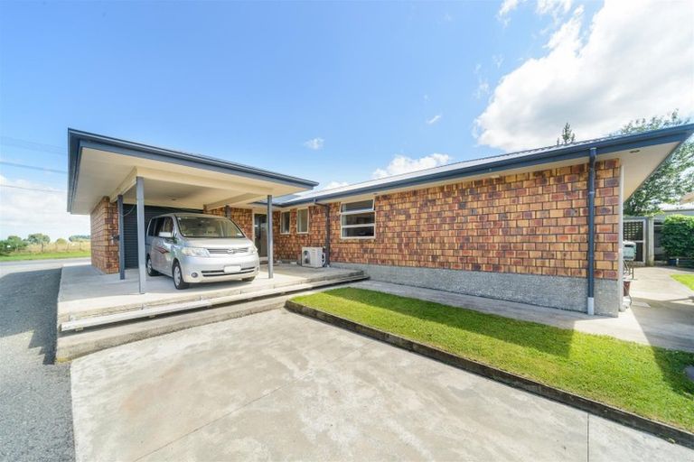 Photo of property in 39 Pukepapa Road, Marton, 4710