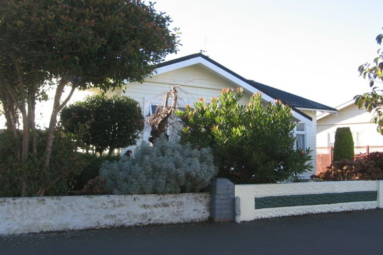 Photo of property in 7 Regent Street, Palmerston North, 4414