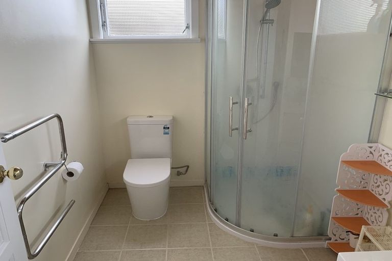 Photo of property in 3 Maple Grove, Maungaraki, Lower Hutt, 5010