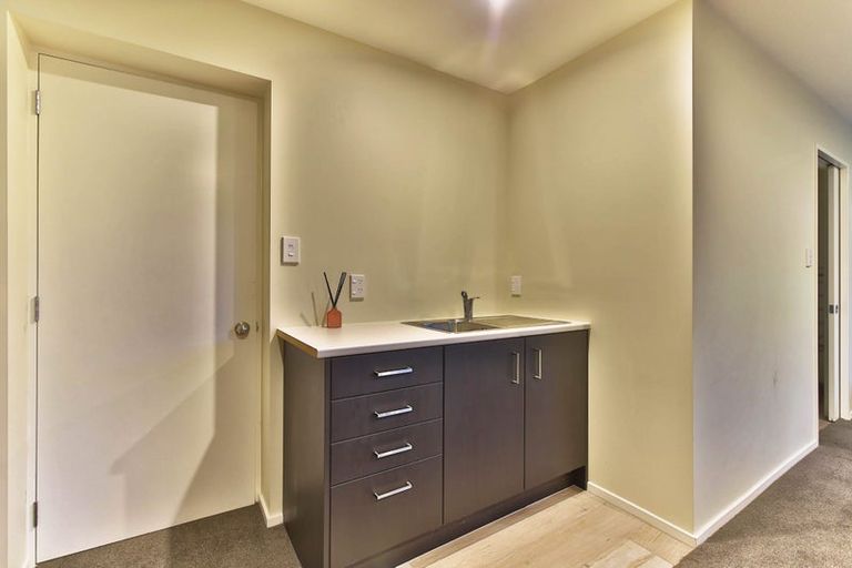 Photo of property in 18 Woodside Common, Westmorland, Christchurch, 8025