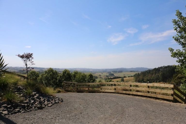 Photo of property in 684 Blackbridge Road, Waitoki, Kaukapakapa, 0871