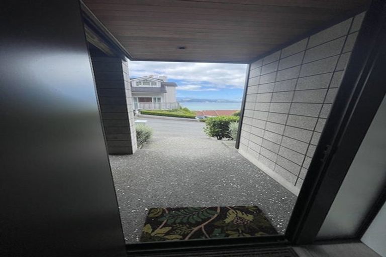 Photo of property in 9 Sargeson Way, Kaiwharawhara, Wellington, 6035