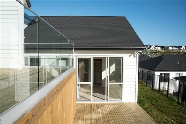 Photo of property in 7 Kaipuke Crescent, Gulf Harbour, Whangaparaoa, 0930