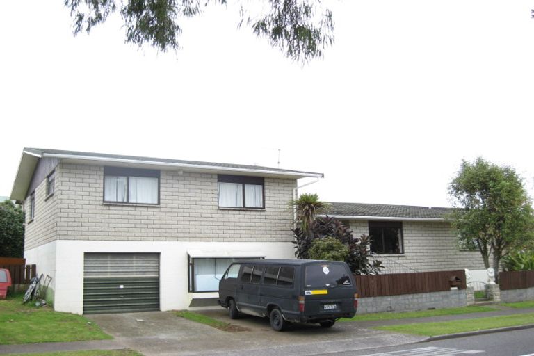 Photo of property in 11 Acacia Place, Bell Block, New Plymouth, 4312