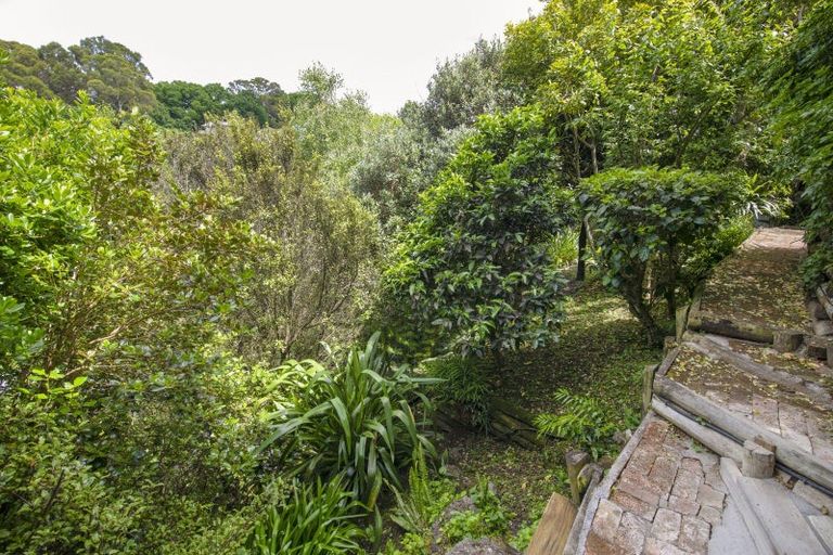 Photo of property in 21 Burns Road, Hospital Hill, Napier, 4110