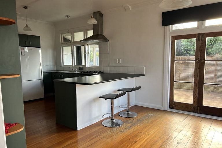 Photo of property in 48 Doone Street, Lynmouth, New Plymouth, 4310