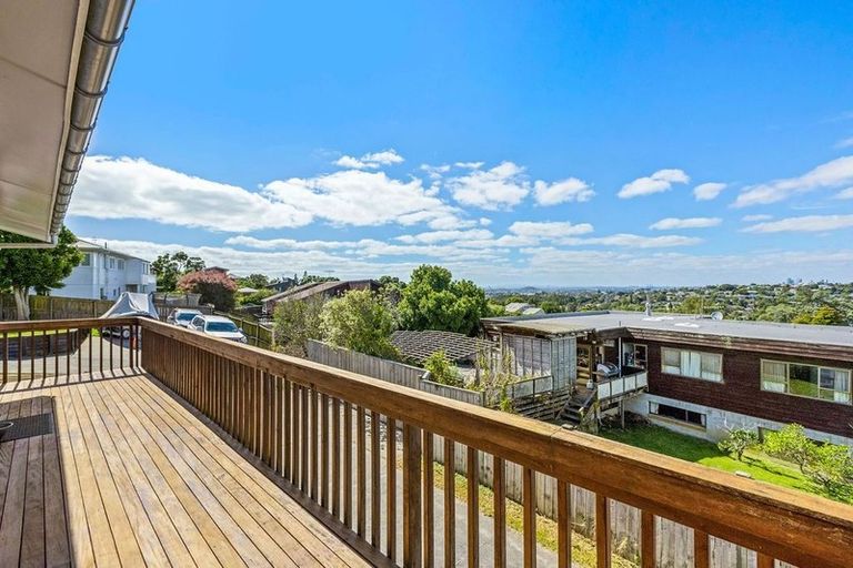 Photo of property in 107 Coronation Road, Hillcrest, Auckland, 0627