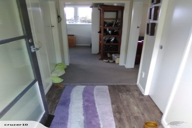 Photo of property in 32 Pencarrow Crescent, Wainuiomata, Lower Hutt, 5014