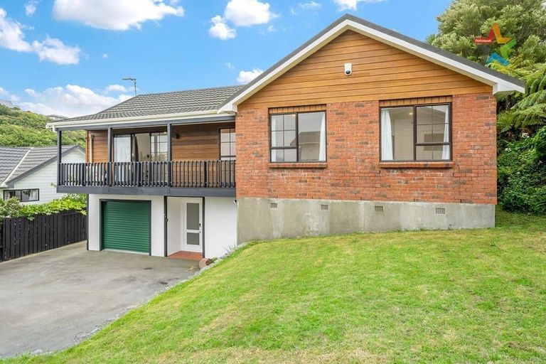 Photo of property in 62 Cortina Avenue, Johnsonville, Wellington, 6037
