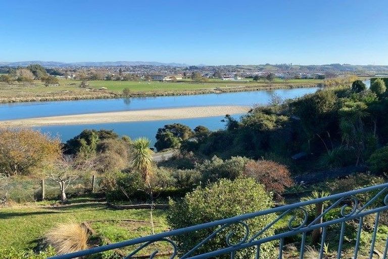 Photo of property in 15 Saint Andrew Place, Balclutha, 9230