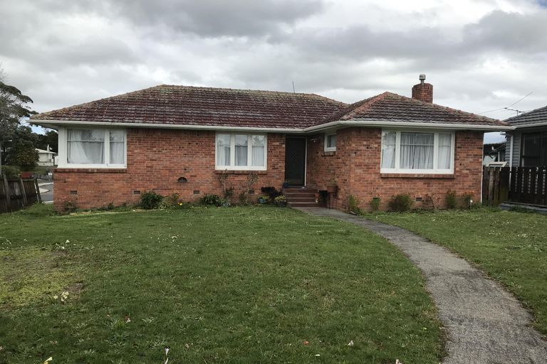 Photo of property in 14 Swaffield Road, Papatoetoe, Auckland, 2025