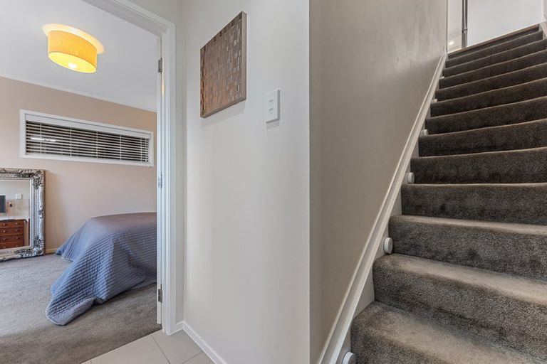 Photo of property in 1/10 Harley Road, Hauraki, Auckland, 0622