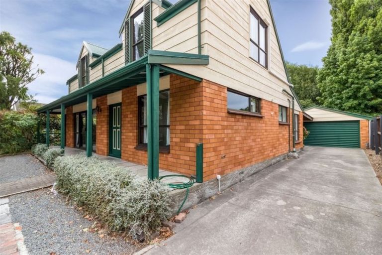 Photo of property in 53 Parkstone Avenue, Ilam, Christchurch, 8041