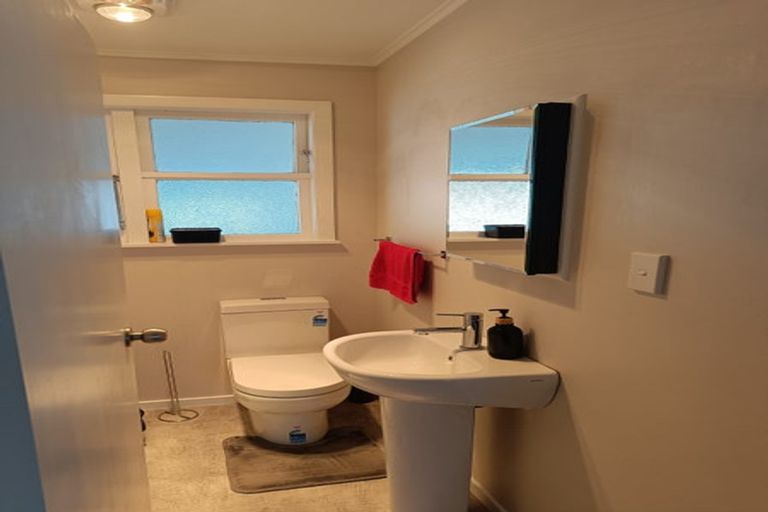 Photo of property in 84 Garden Road, Avalon, Lower Hutt, 5011