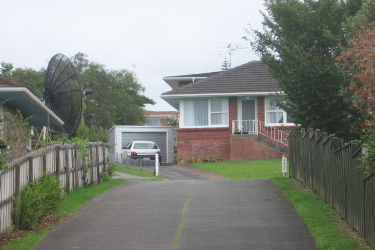 Photo of property in 4/9 Lenihan Street, Northcote, Auckland, 0627