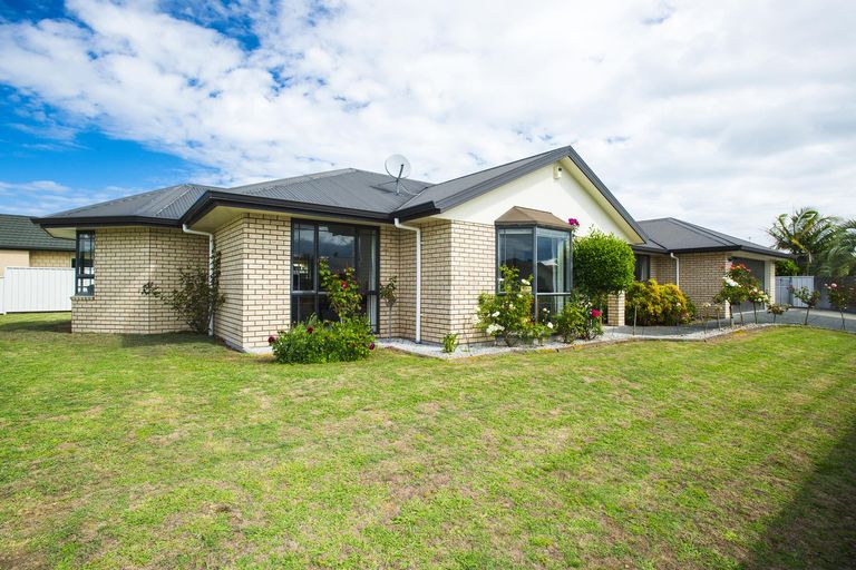 Photo of property in 2 Roger Street, Lytton West, Gisborne, 4010