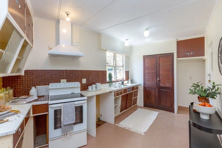 Photo of property in 210 Belvedere Road, Carterton, 5713