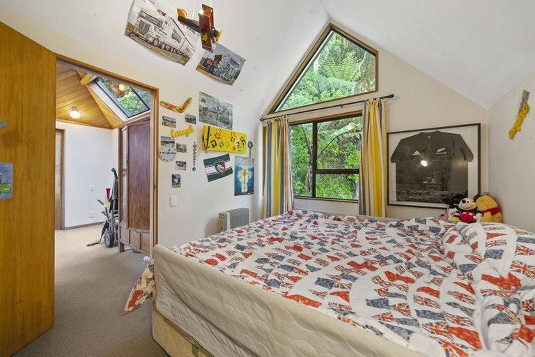 Photo of property in 2a Waitohu Road, York Bay, Lower Hutt, 5013