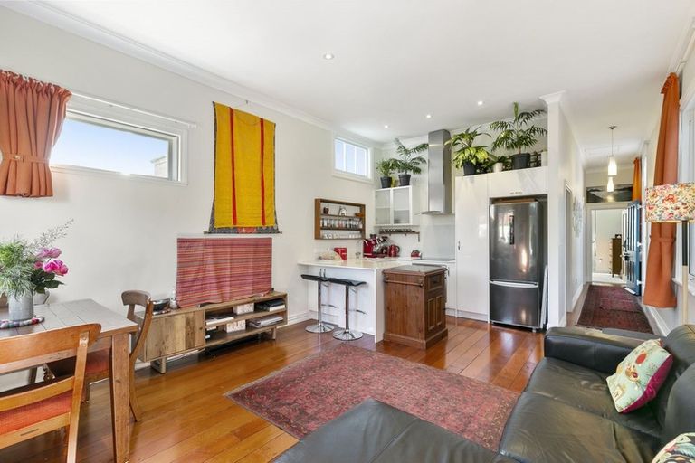 Photo of property in 42 Coromandel Street, Newtown, Wellington, 6021