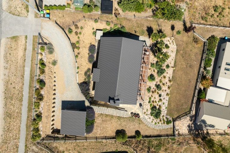 Photo of property in 32 Hall Road, Bannockburn, Cromwell, 9384