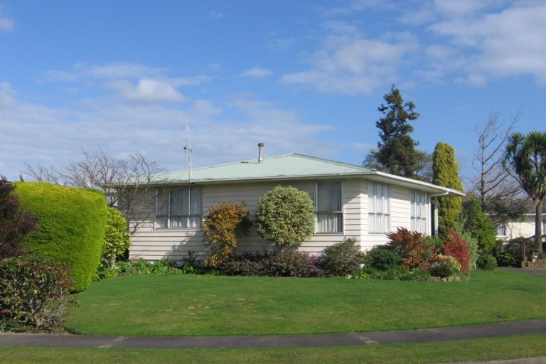 Photo of property in 5 Greenock Place, Awapuni, Palmerston North, 4412
