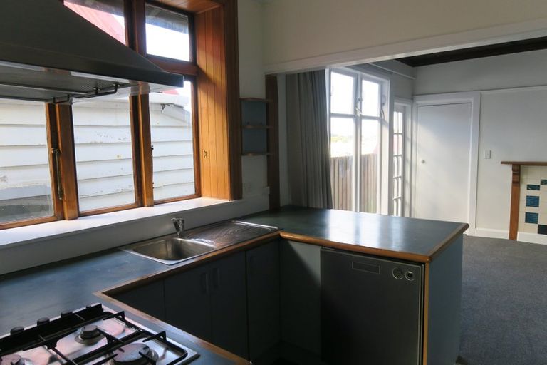 Photo of property in 17 Bidwill Street, Mount Cook, Wellington, 6021