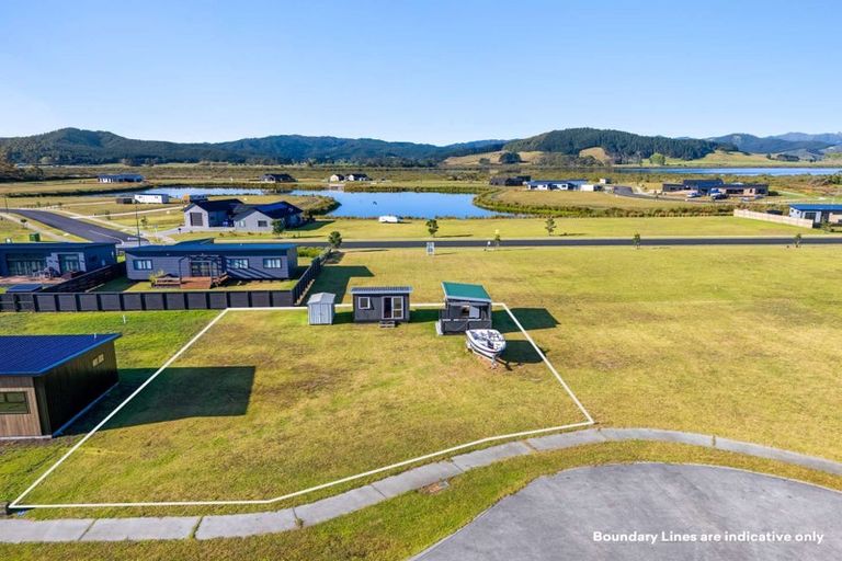 Photo of property in 7 Riria Way, Matarangi, 3592