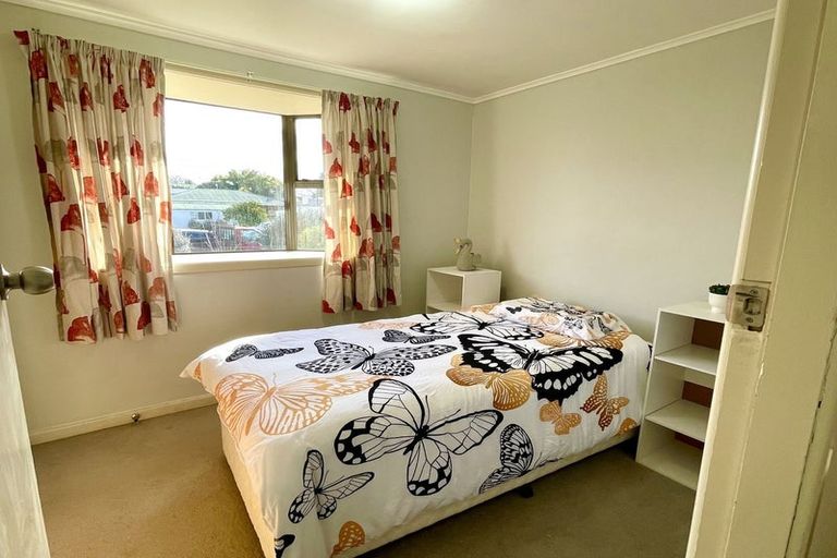 Photo of property in 35 Queen Road, Bellevue, Tauranga, 3110