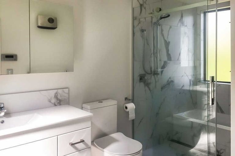 Photo of property in 18 Sunvale Terrace, Cashmere, Christchurch, 8022