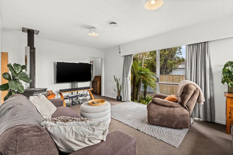 Photo of property in 56 Wynyard Crescent, Tamatea, Napier, 4112