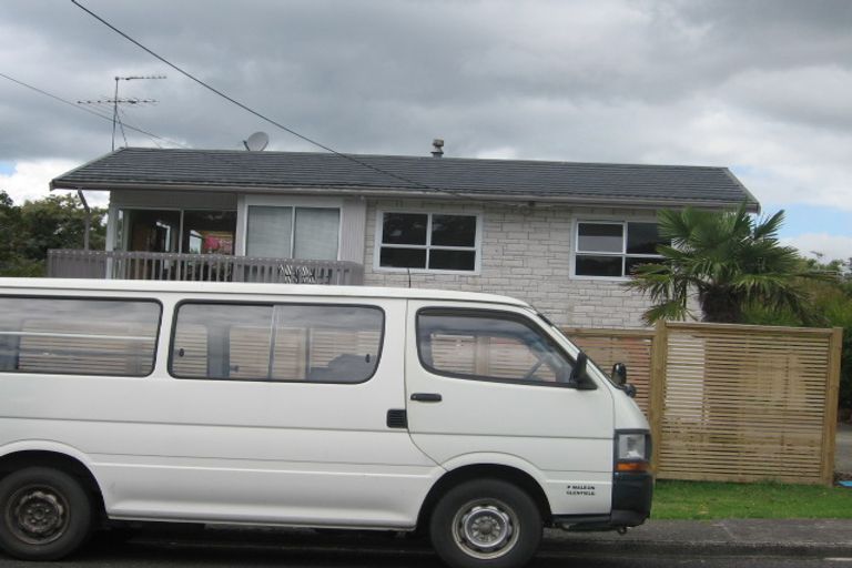 Photo of property in 5 Livingstone Street, Milford, Auckland, 0620
