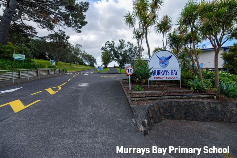 Photo of property in 1/5 Gulf View Road, Murrays Bay, Auckland, 0630