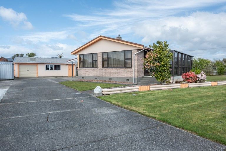 Photo of property in 10 Hoffman Street, Hokitika, 7810