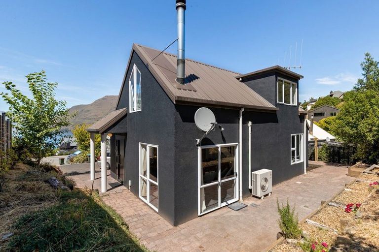 Photo of property in 34b Sainsbury Road, Fernhill, Queenstown, 9300