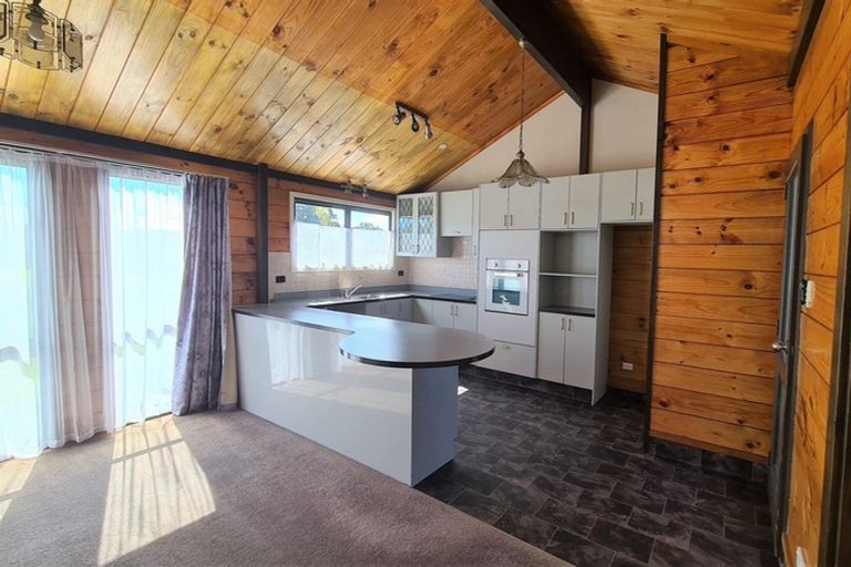 Photo of property in 49 Brennan Place, Opunake, 4616