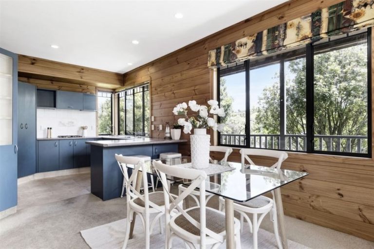 Photo of property in 132 Waitaha Road, Welcome Bay, Tauranga, 3112