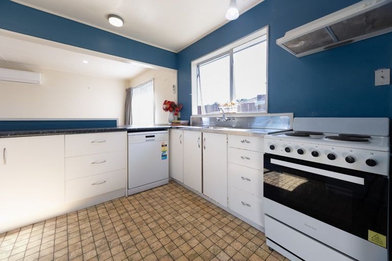 Photo of property in 10 Health Camp Road, Otaki Beach, Otaki, 5512