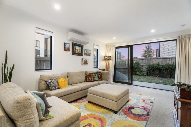 Photo of property in 8 Harlow Crescent, Glen Innes, Auckland, 1072