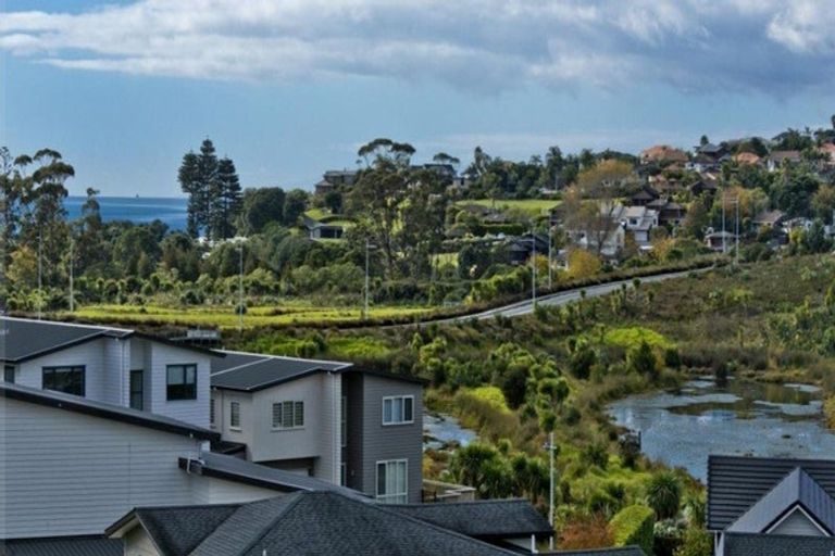 Photo of property in 50 Remuremu Street, Long Bay, Auckland, 0630