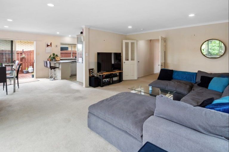 Photo of property in 14b Rosberg Place, Mount Maunganui, 3116