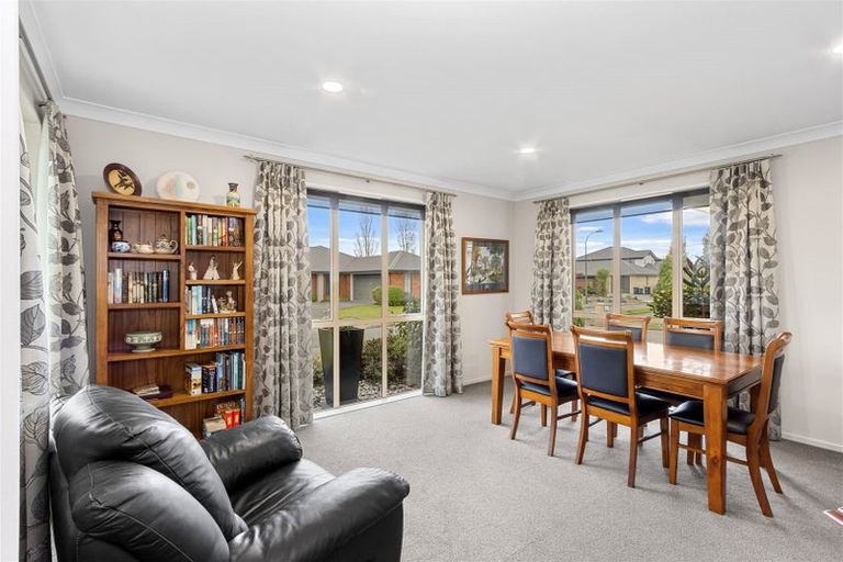 Photo of property in 14 Anglem Way, Northwood, Christchurch, 8051