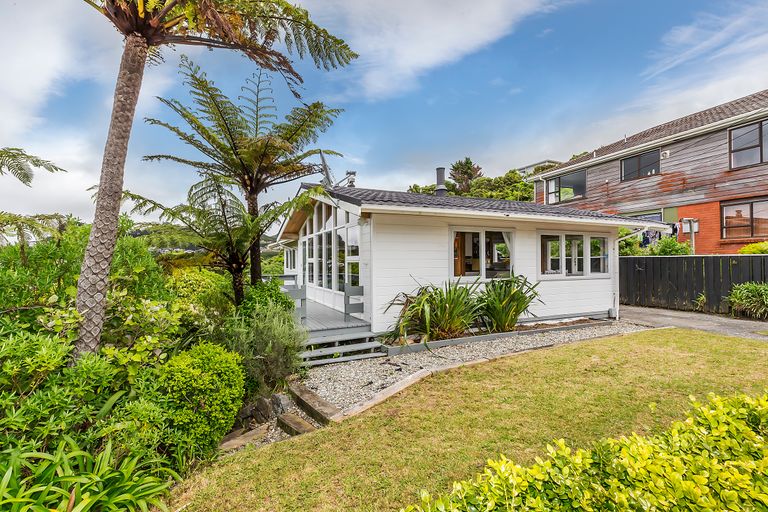 Photo of property in 75 Heke Street, Ngaio, Wellington, 6035