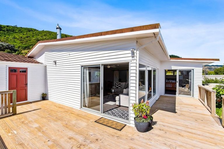 Photo of property in 53a Elizabeth Street, Waikanae, 5036