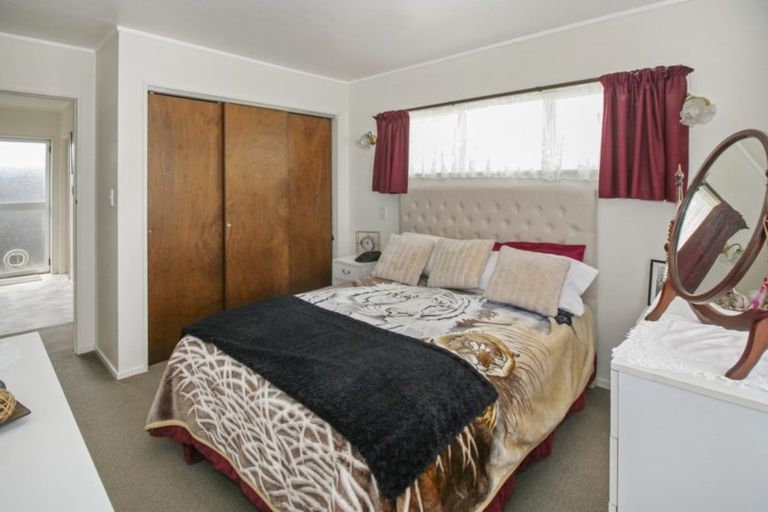Photo of property in 131a Mangorei Road, Merrilands, New Plymouth, 4312