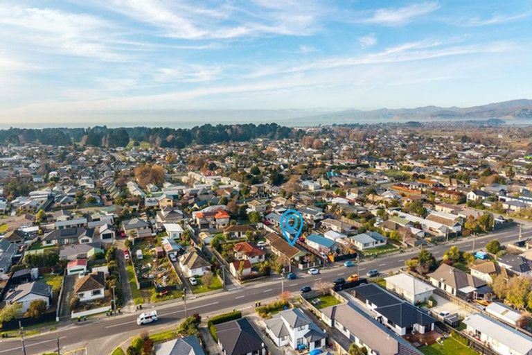 Photo of property in 130 Bower Avenue, New Brighton, Christchurch, 8083