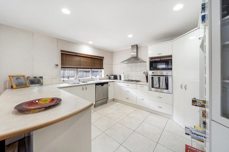 Photo of property in 80 Middlefield Drive, Flat Bush, Auckland, 2016