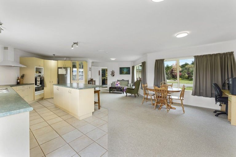 Photo of property in 6 Riveredge Terrace, Ohau, Levin, 5570