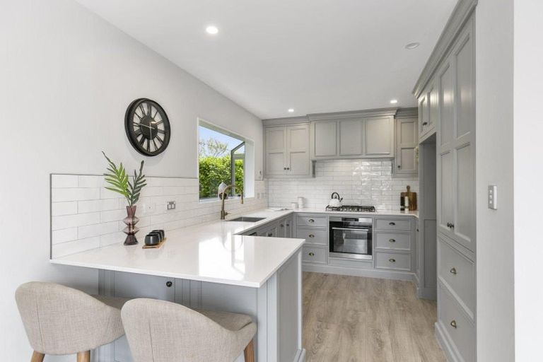 Photo of property in 74 Kentwood Drive, Woodridge, Wellington, 6037