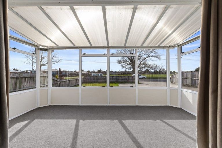 Photo of property in 39 Collins Road, Melville, Hamilton, 3206